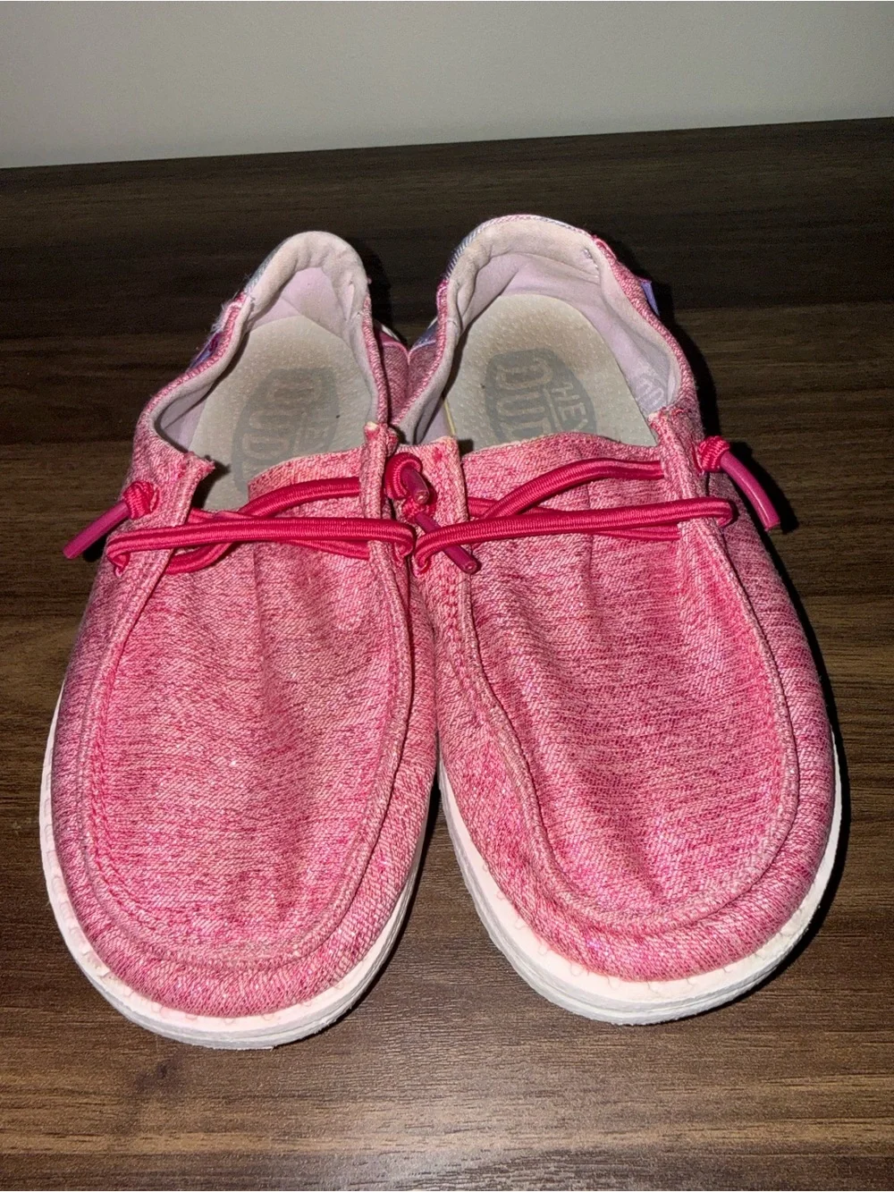 Hey Dude Girls size 11 Sparkle Pink Wendy Youth shoes